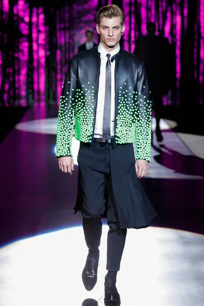 Look 20